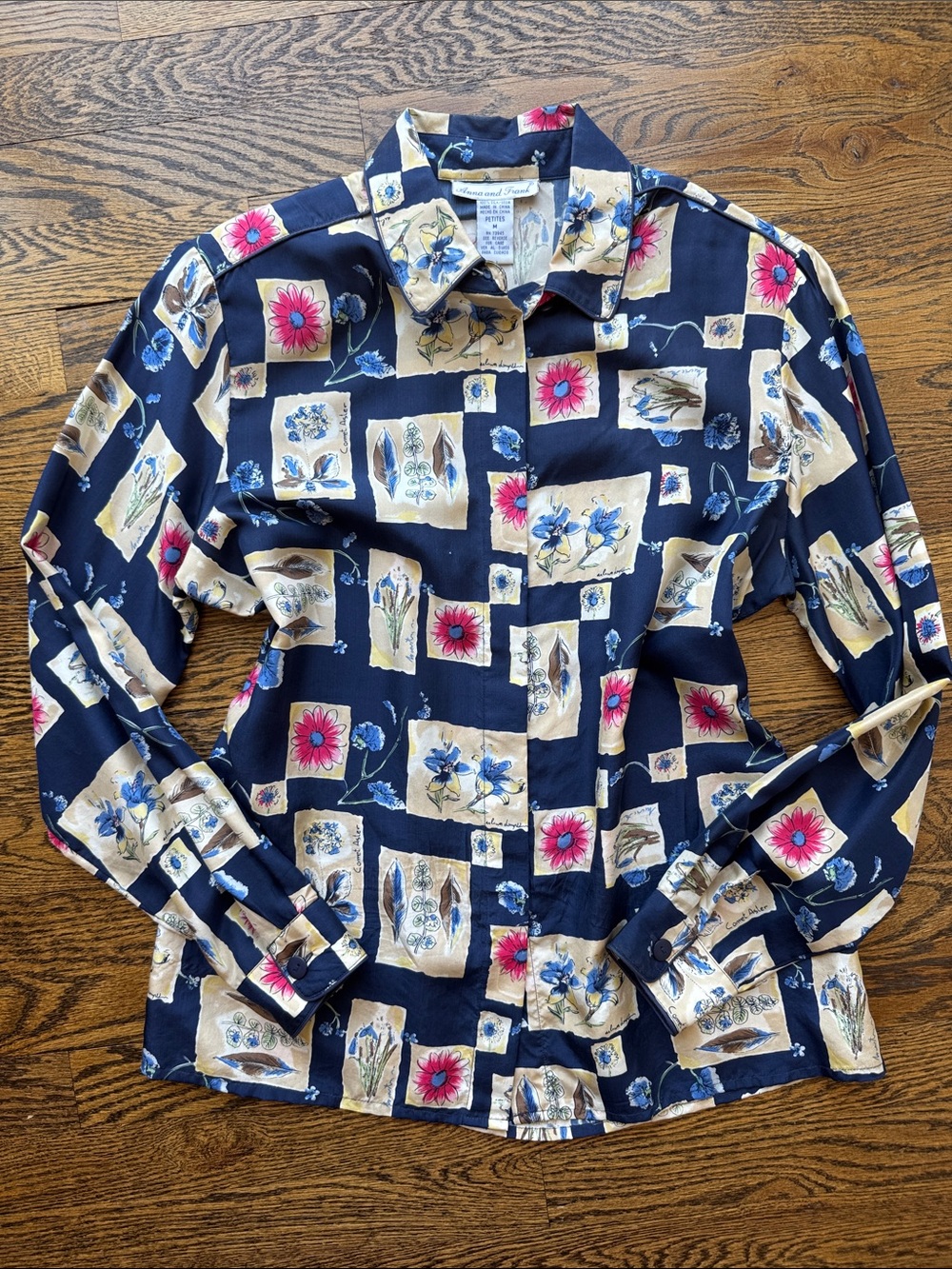 Anna and Frank 100% Silk Vintage Navy Floral Button Up Shirt M